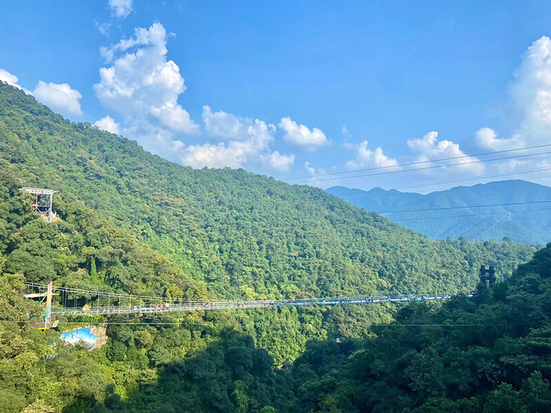 gulong canyon glass bridge full view 2