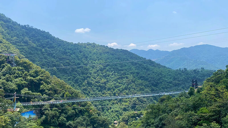 gulong canyon glass bridge full view