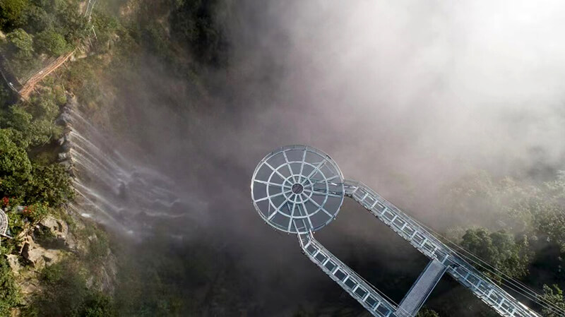 gulong canyon glass platform fog