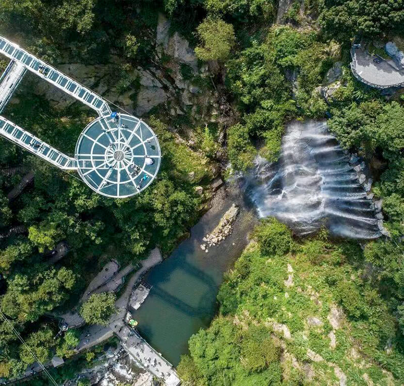 gulong canyon glass platform top view