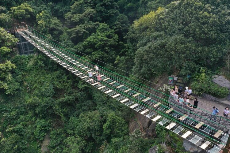 gulong canyon suspension bridge 2